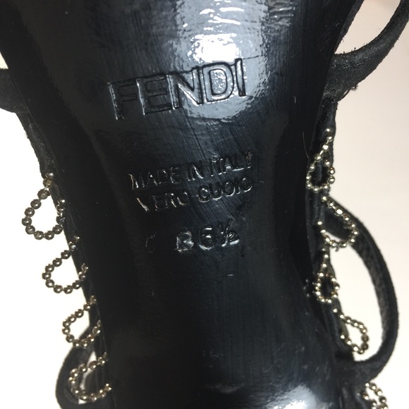 FENDI SUEDE SLING BACK HEEL WITH DUSTBAG - Picture 3 of 8